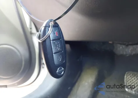 2015 Nissan Versa Note Sl z USA, uszkodzony, nr VIN 3N1CE2CP9FL427968